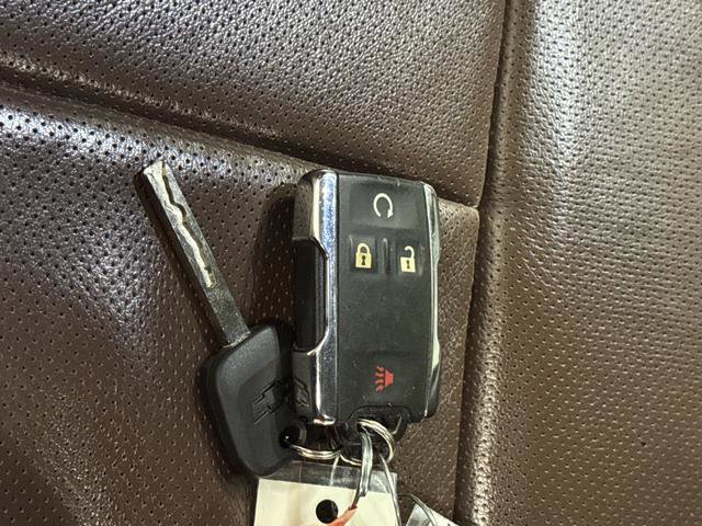 Used 2016 Chevrolet Silverado 1500 High Country w/ High Country Premium Package image 30