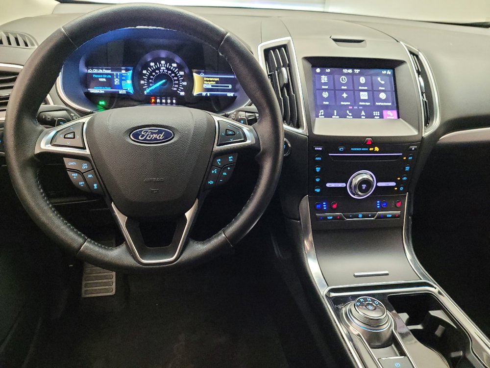 Used 2019 Ford Edge Titanium w/ Equipment Group 301A AWD/4WD image 22