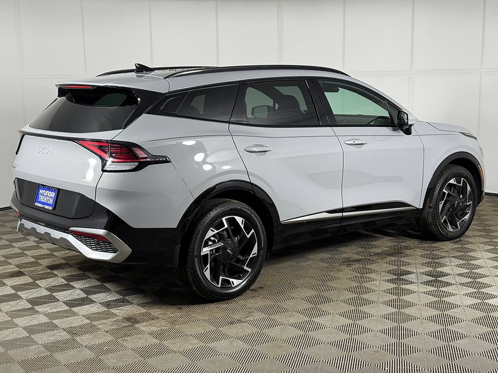 Used 2025 Kia Sportage SX AWD/4WD image 13