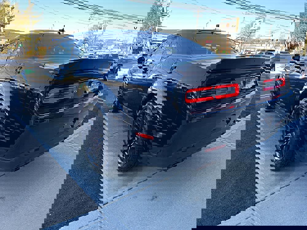 Used 2018 Dodge Challenger SRT Hellcat image 10