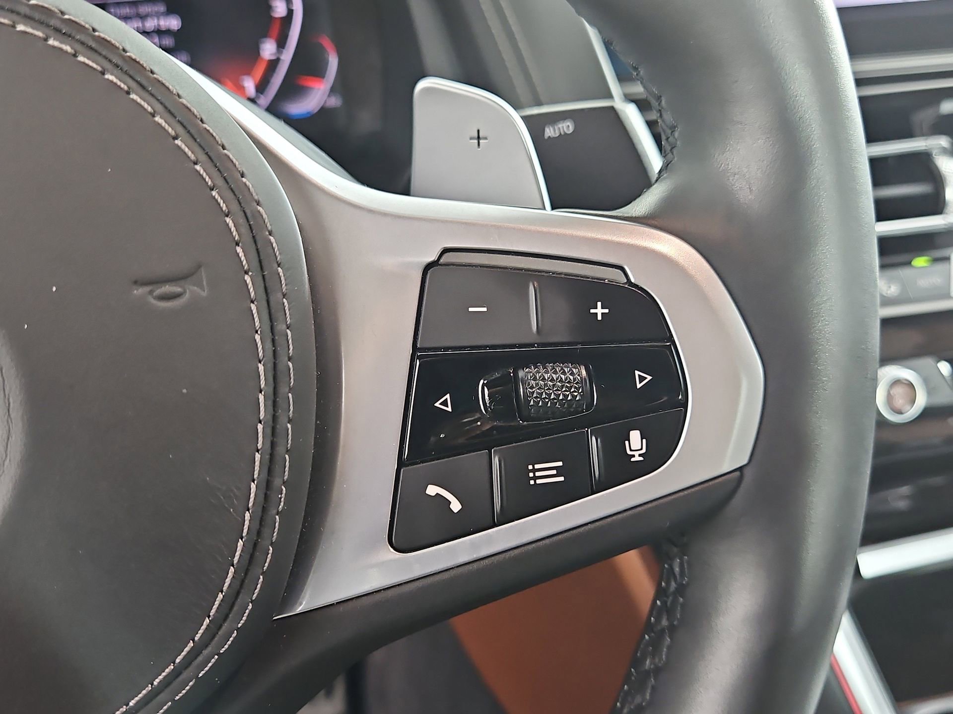 Used 2020 BMW M850i xDrive Coupe w/ M Carbon Exterior Package image 23