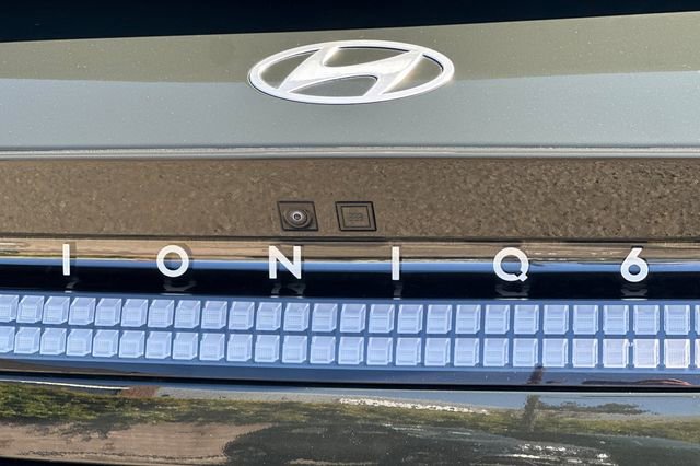 Used 2023 Hyundai Ioniq 6 Limited RWD image 35