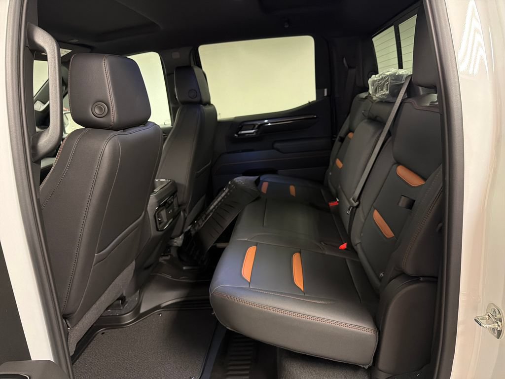 New 2026 GMC Sierra 1500 AT4 w/ AT4 Premium Package AWD/4WD image 31
