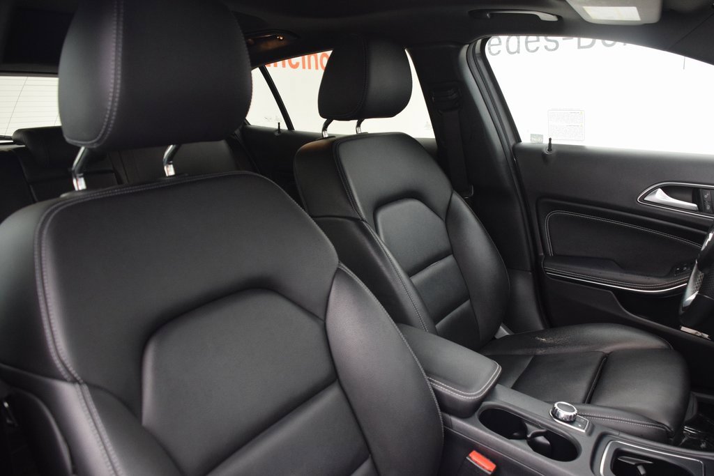 Used 2018 Mercedes-Benz GLA 250 4MATIC image 16