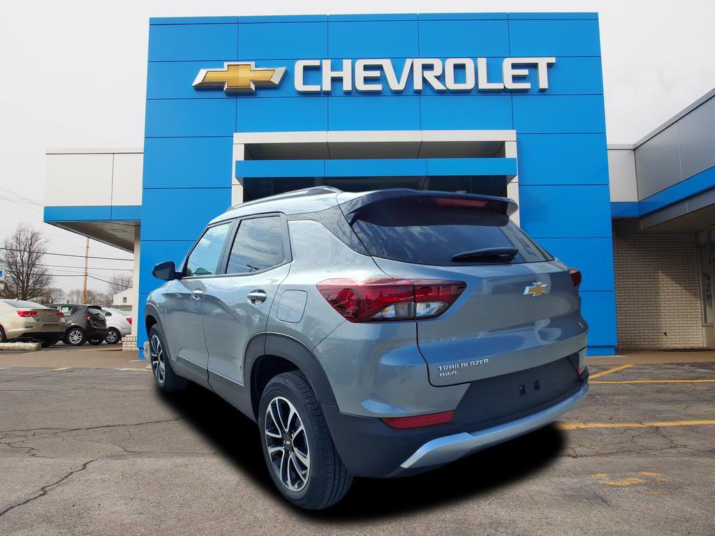 New 2026 Chevrolet TrailBlazer LT w/ Convenience Package image 3
