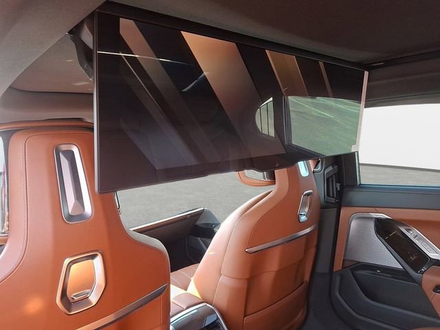 New 2026 BMW 760i xDrive w/ Executive Package image 18