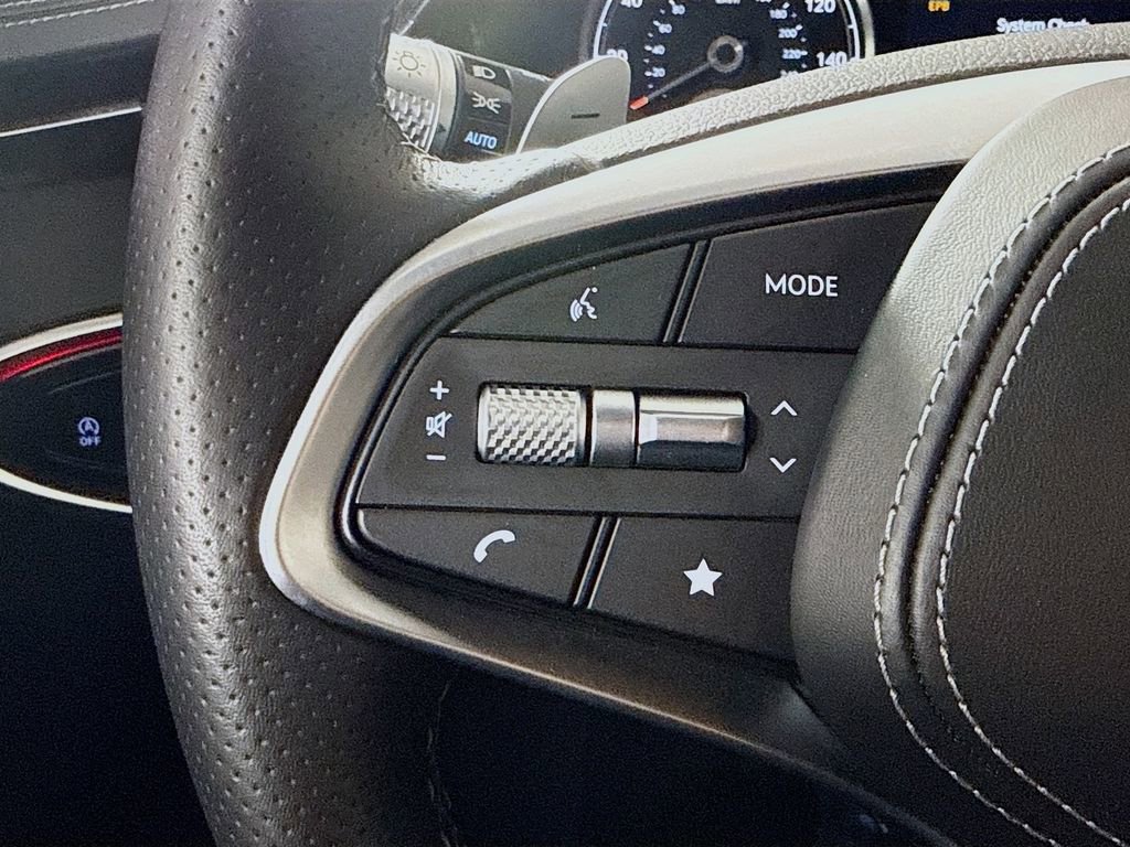 Used 2024 Genesis GV70 3.5T Sport w/ Sport Advanced Package image 11