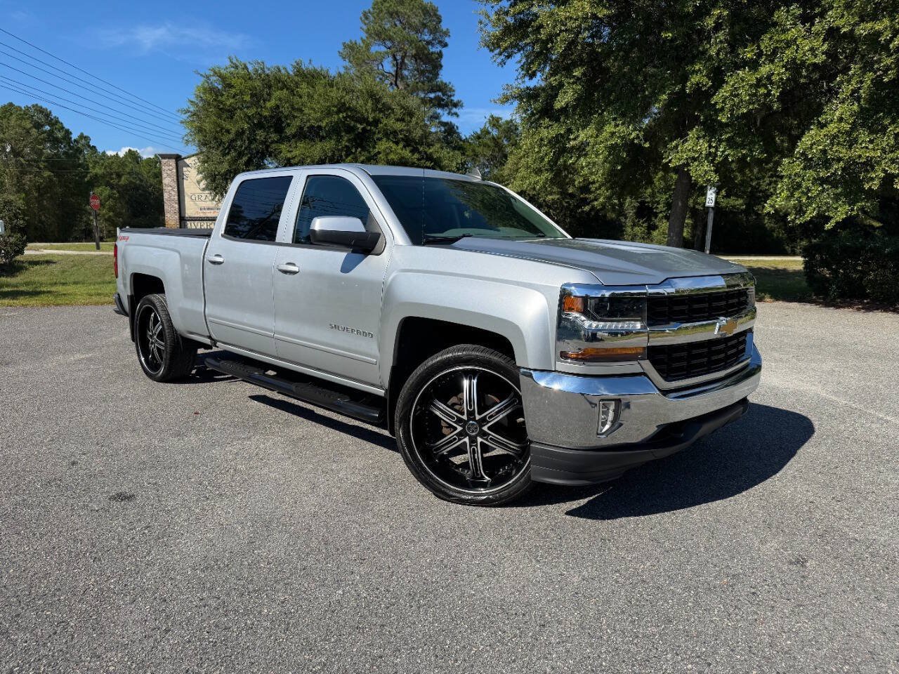 Used 2016 Chevrolet Silverado 1500 LT w/ All Star Edition AWD/4WD image 8