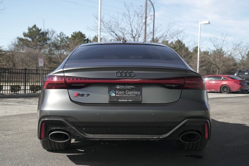 Used 2021 Audi RS 7 Sportback w/ Carbon Optic Package image 15