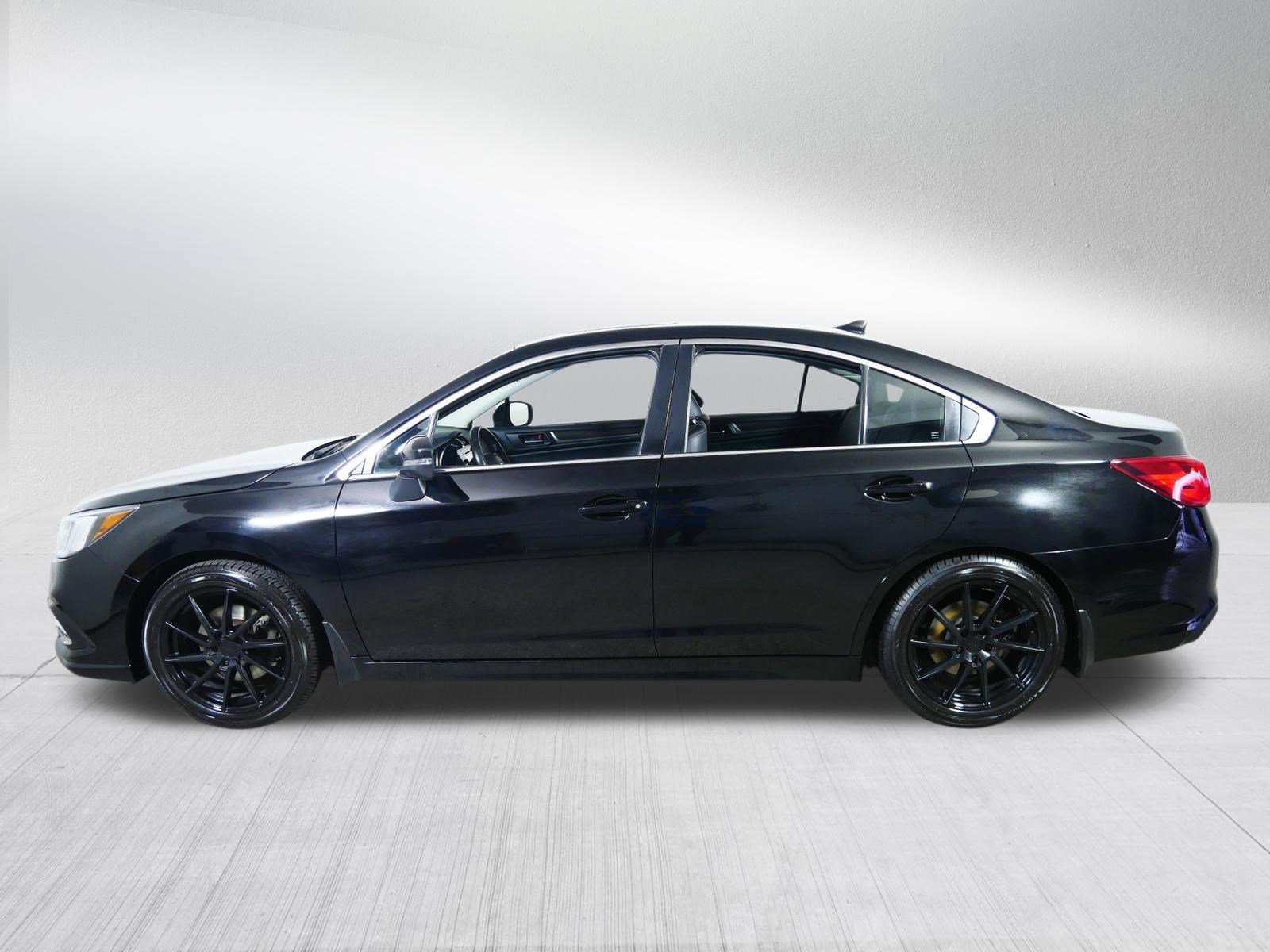 Used 2018 Subaru Legacy 3.6R Limited image 4