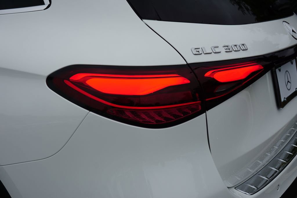 New 2026 Mercedes-Benz GLC 300 4MATIC image 15