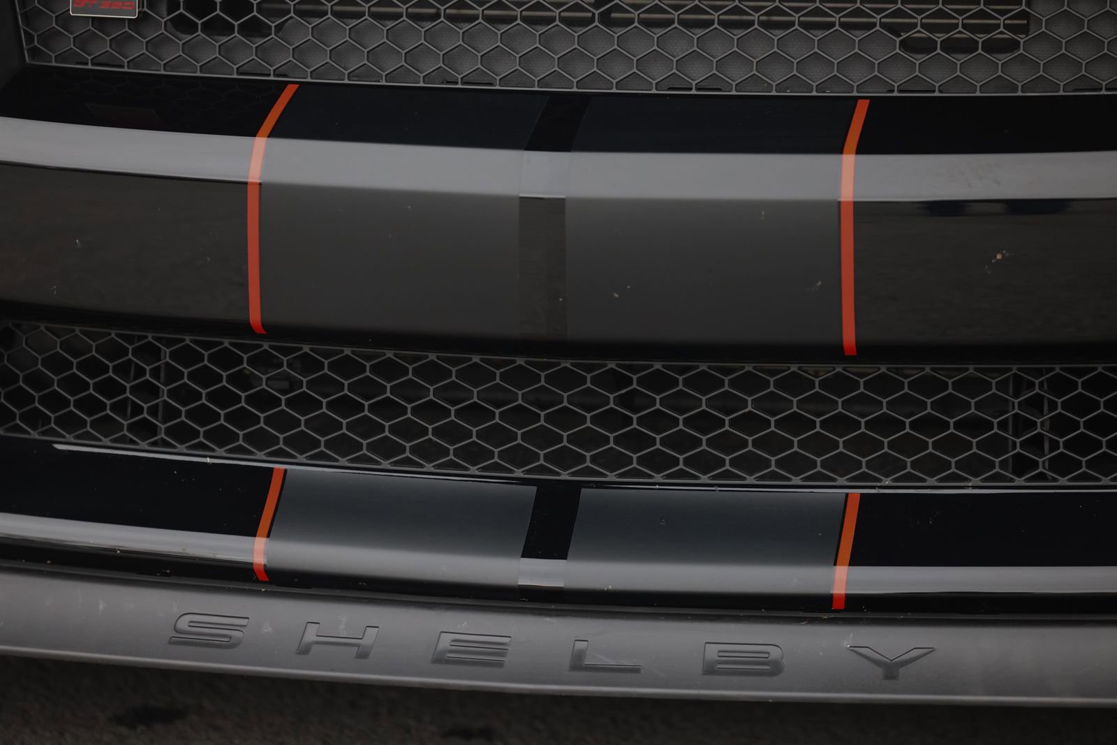 Used 2017 Ford Mustang Shelby GT350R w/ GT350R Equipment Group 920A image 9