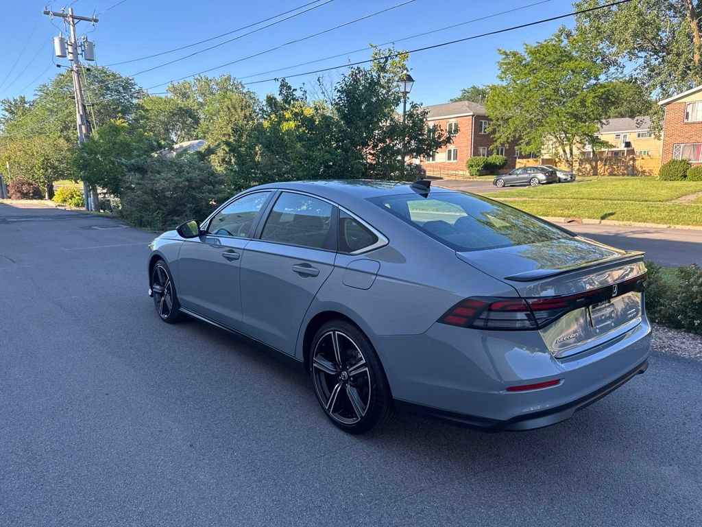 Certified 2025 Honda Accord Sport image 7