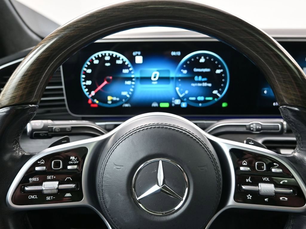 Used 2021 Mercedes-Benz GLS 580 4MATIC image 17