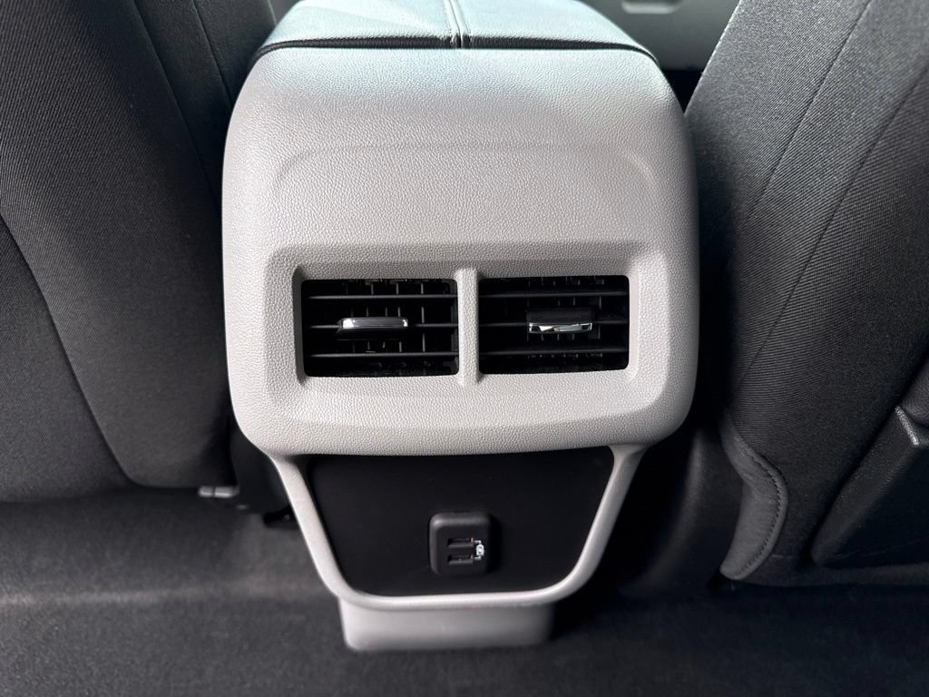 Used 2023 GMC Terrain SLE w/ Driver Convenience Package AWD/4WD image 20