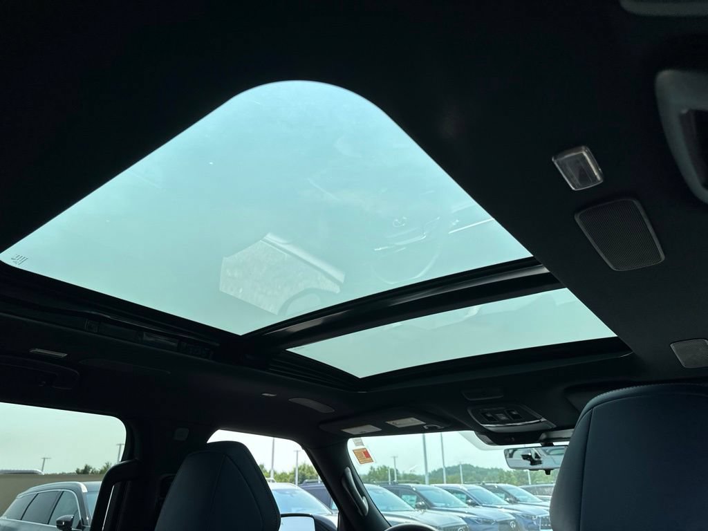 New 2027 INFINITI QX80 Sensory AWD/4WD image 22