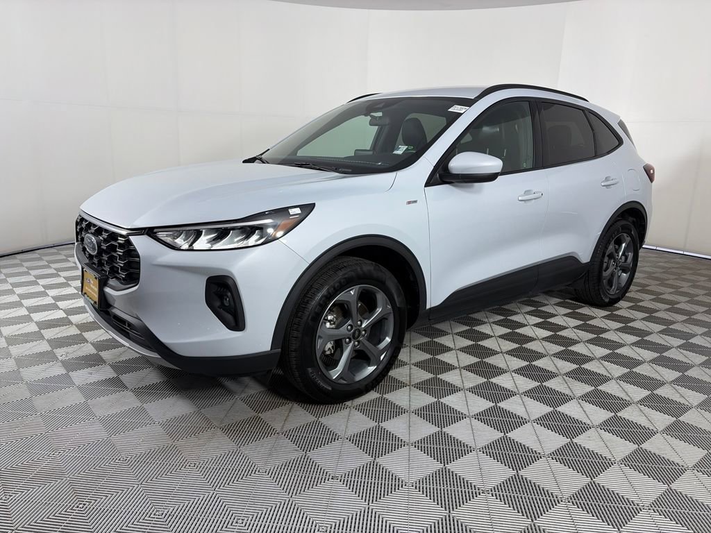 Certified 2025 Ford Escape ST-Line Select image 3