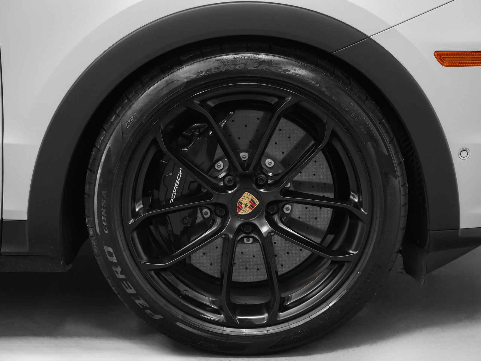 Certified 2025 Porsche Cayenne Turbo GT AWD/4WD image 20