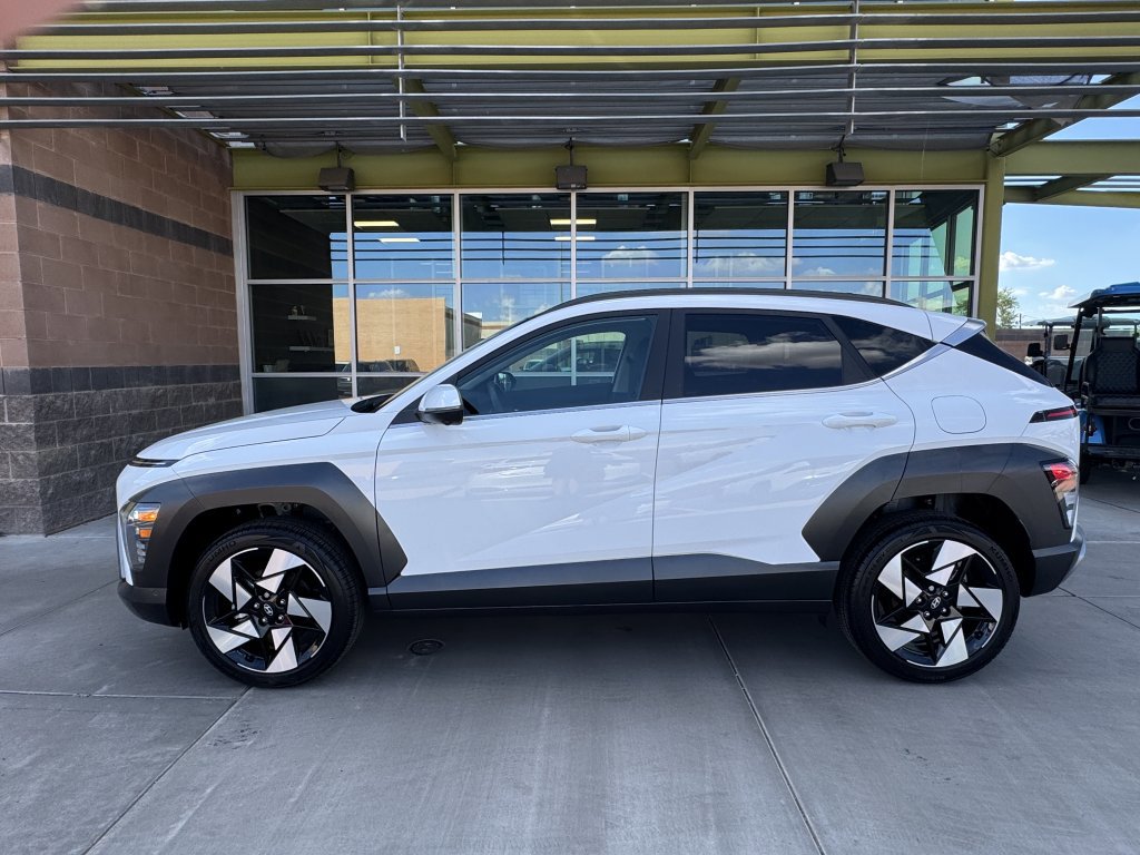 Used 2024 Hyundai Kona Limited image 7