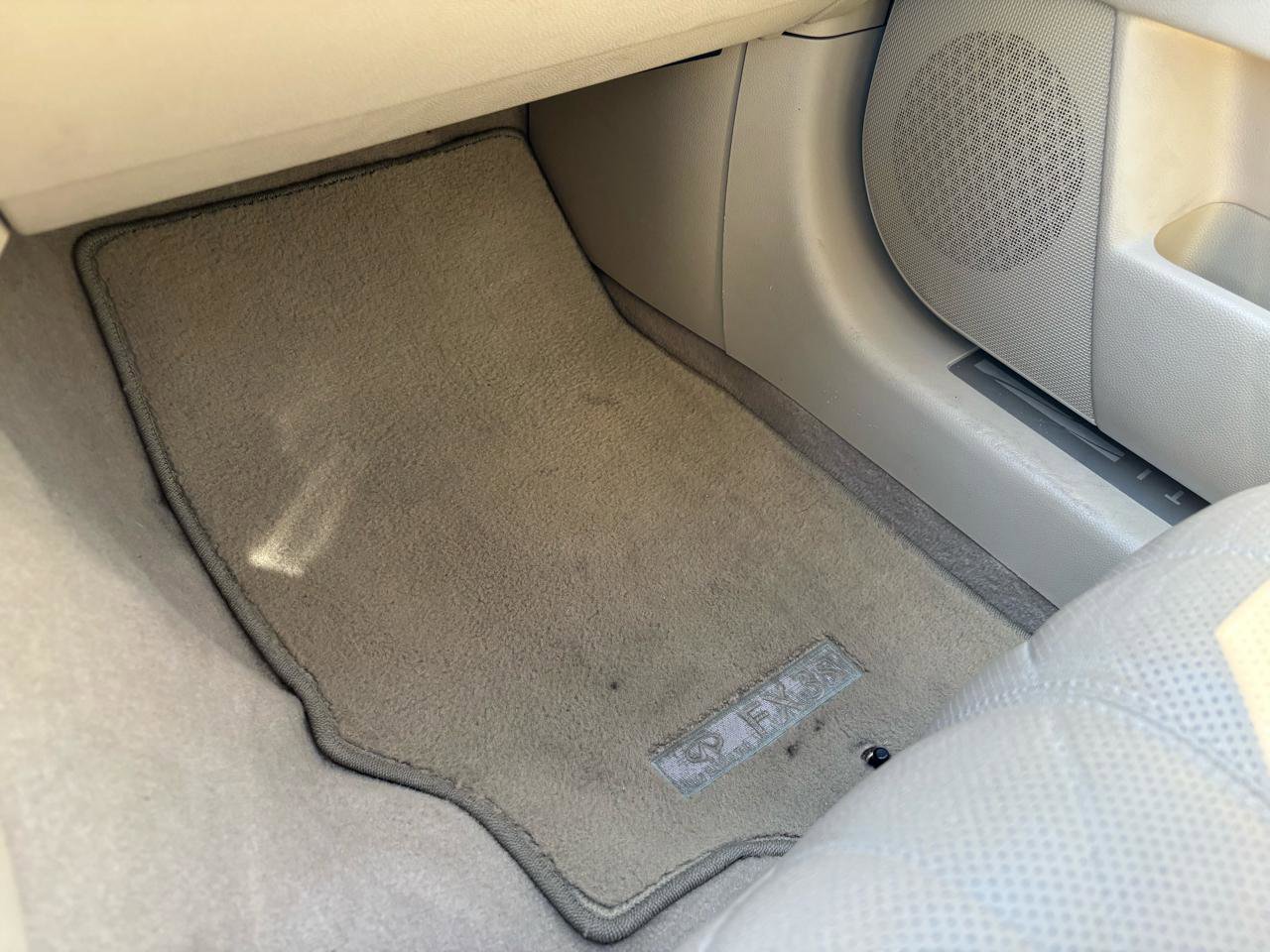 Used 2009 INFINITI FX35 2WD w/ Navigation Pkg image 10