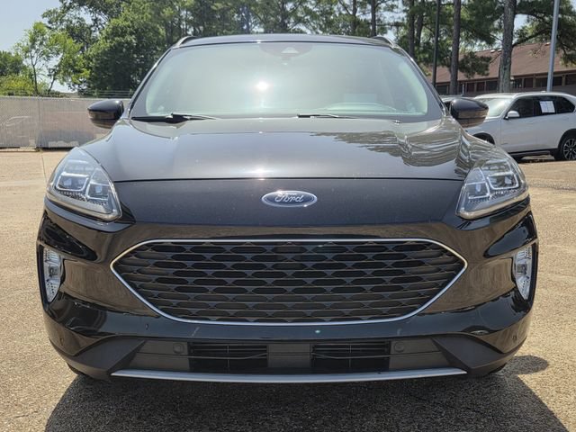 Used 2020 Ford Escape Titanium w/ Titanium Premium Package 2.0 AWD/4WD image 2