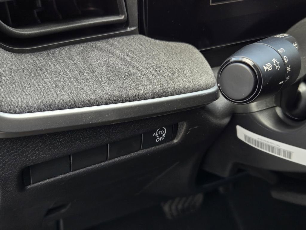 New 2026 Nissan Kicks SV image 17