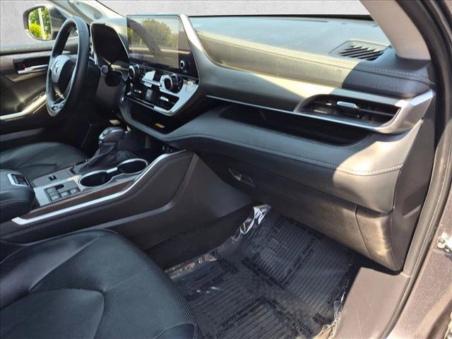Used 2023 Toyota Highlander Limited AWD/4WD image 20