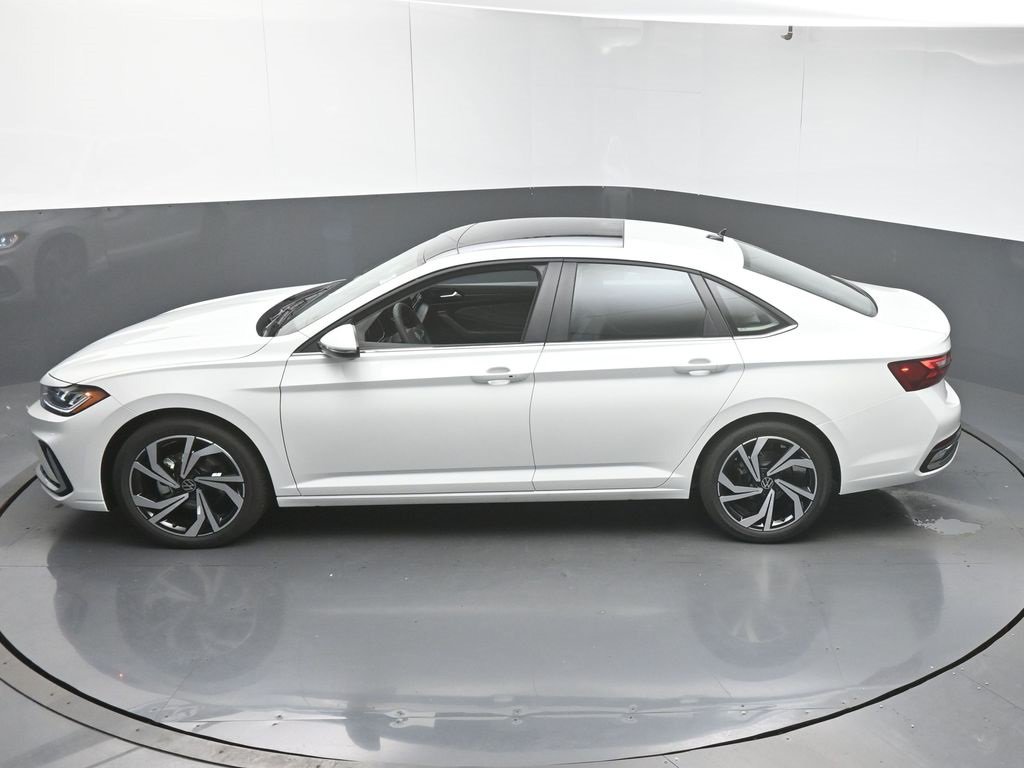 New 2026 Volkswagen Jetta SEL FWD image 46