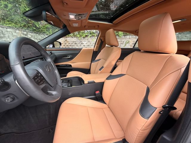 Certified 2024 Lexus ES 300h w/ Premium Package FWD image 19