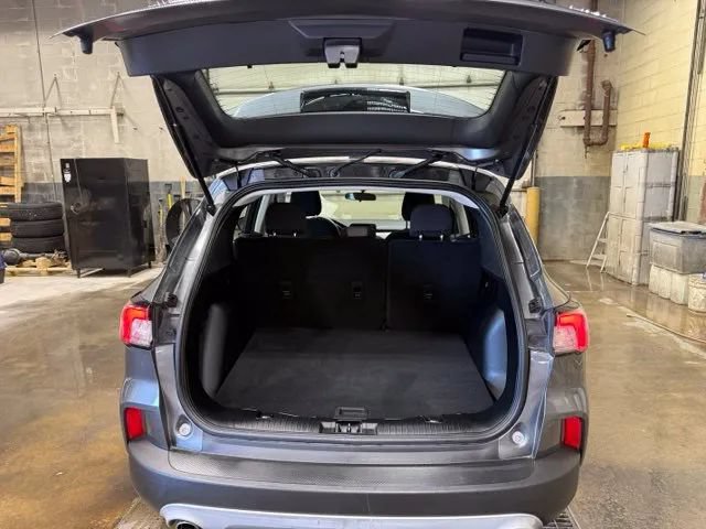 Used 2022 Ford Escape S AWD/4WD image 23