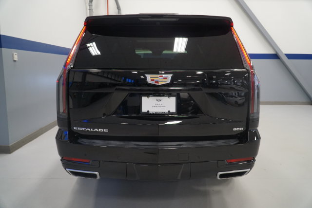 Used 2025 Cadillac Escalade ESV Premium Luxury w/ Touring Package AWD/4WD image 5