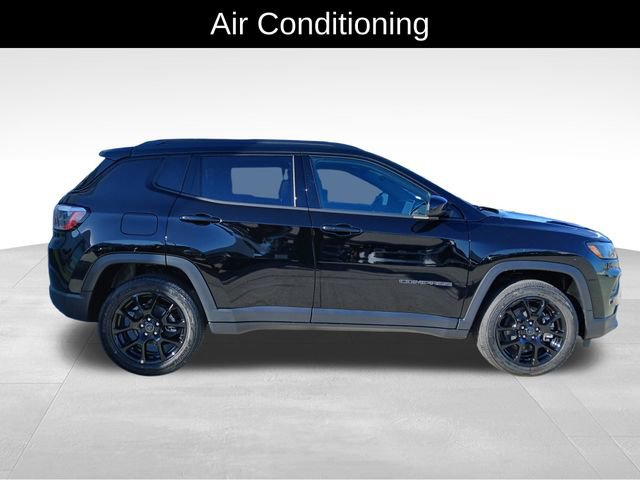New 2026 Jeep Compass Latitude AWD/4WD image 6