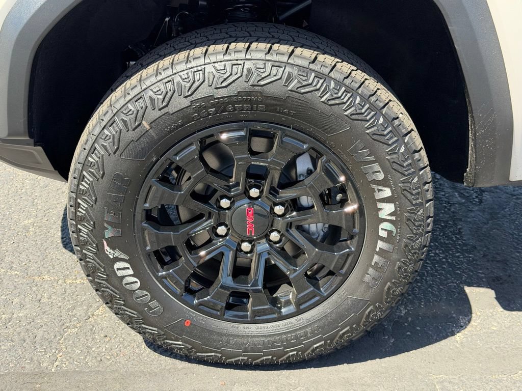 New 2026 GMC Canyon Elevation w/ Convenience Package AWD/4WD image 10