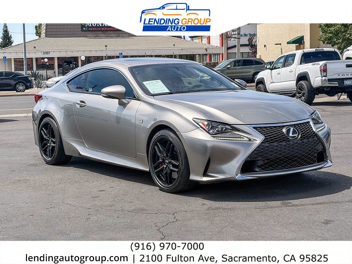 Used 2016 Lexus RC 200t RWD image 5