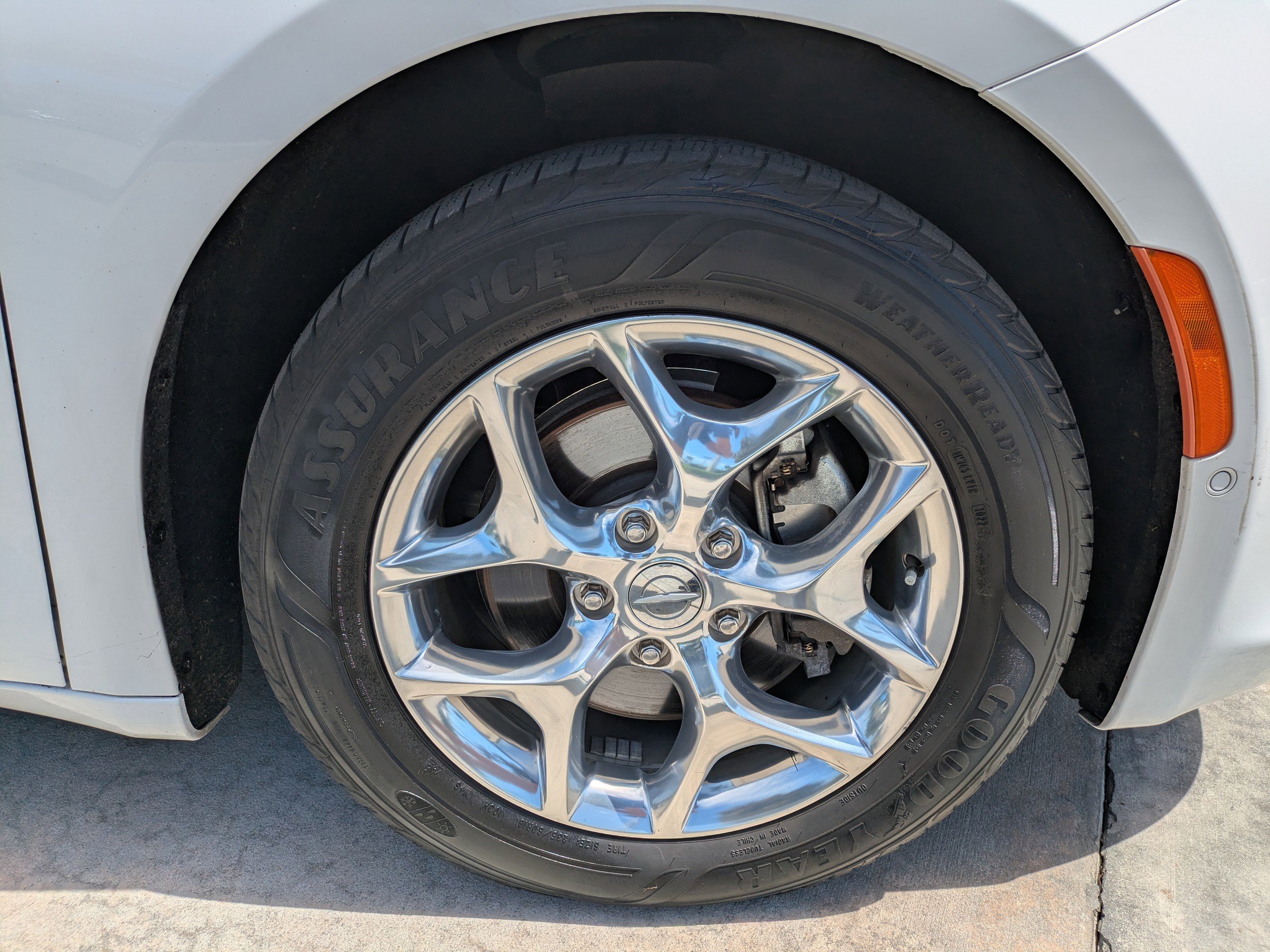 Used 2019 Chrysler Pacifica Limited w/ Advanced Safetytec Group image 9