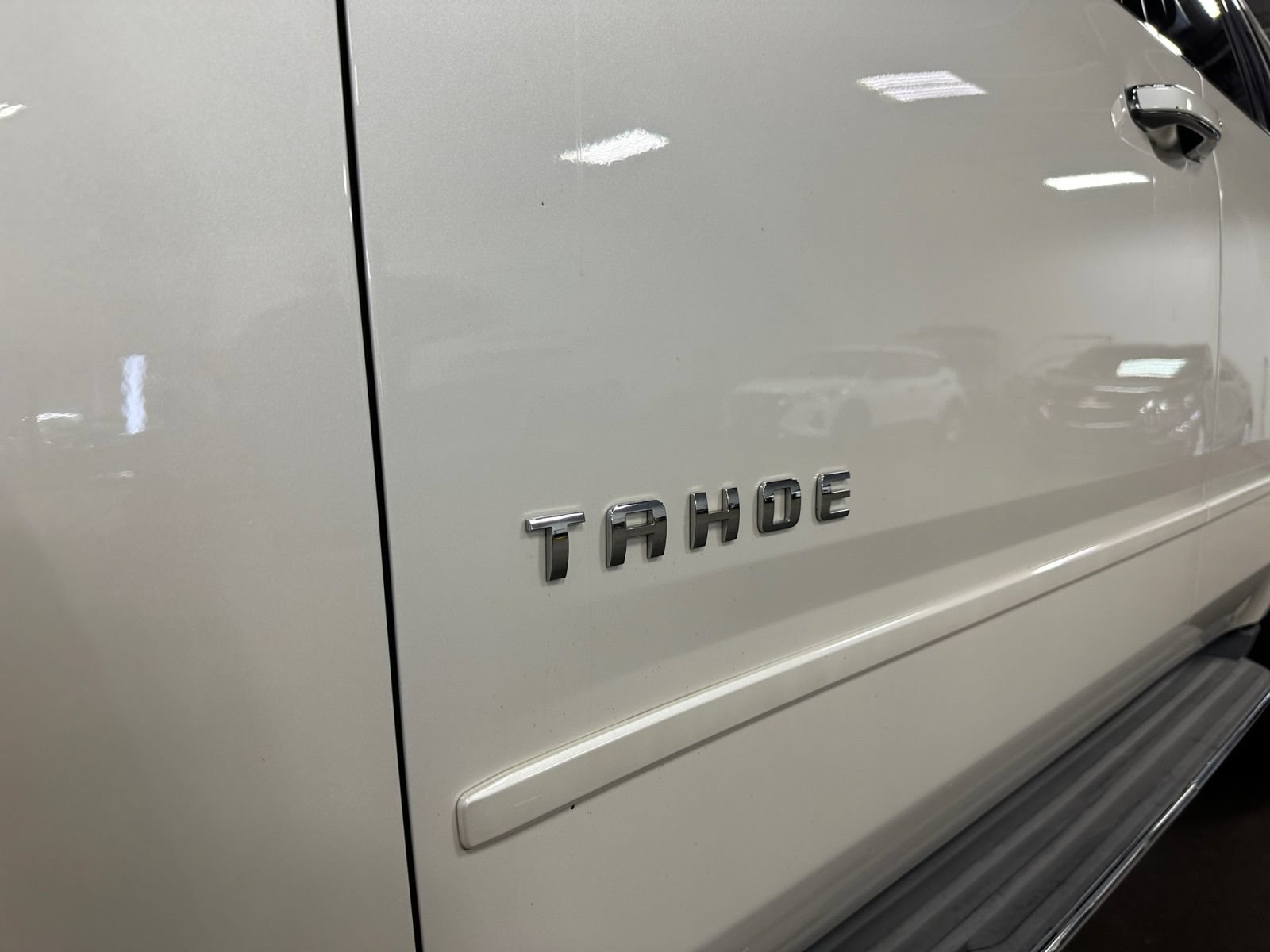 Used 2015 Chevrolet Tahoe LTZ AWD/4WD image 38