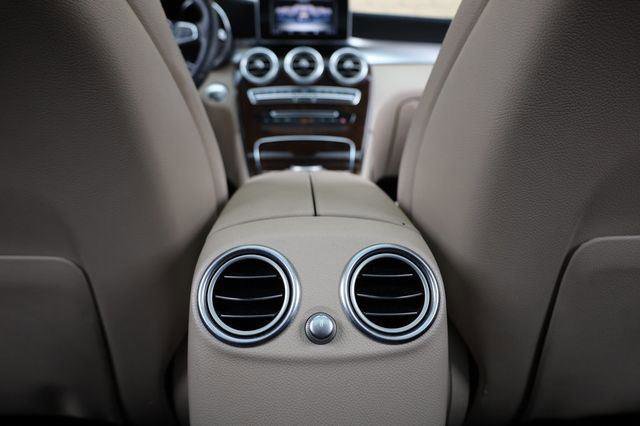 Used 2017 Mercedes-Benz GLC 300 4MATIC image 35