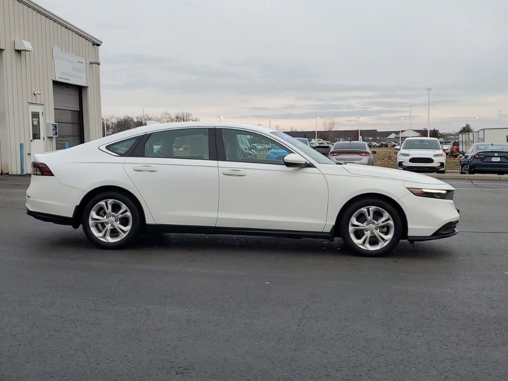 Certified 2023 Honda Accord LX image 8