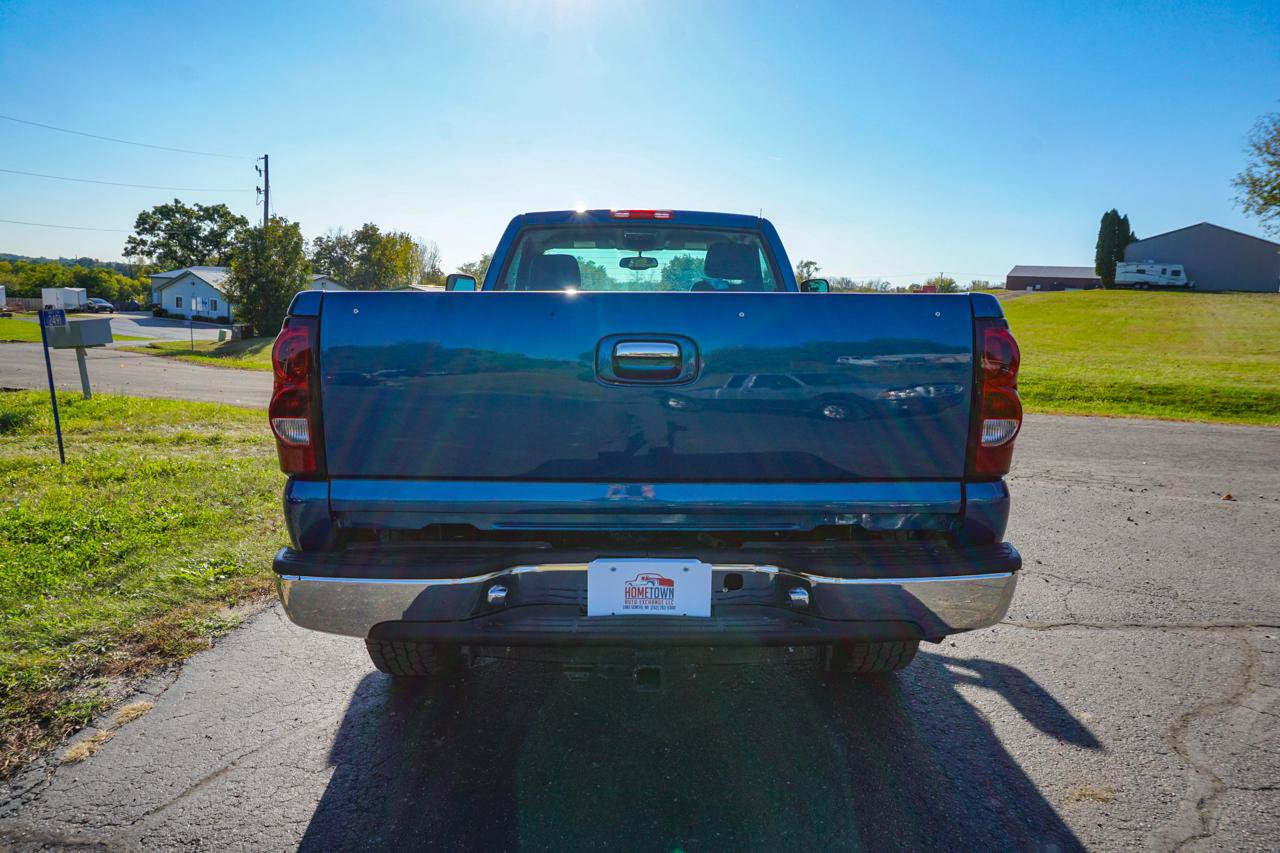 Used 2004 Chevrolet Silverado 2500 LS w/ Snow Plow Prep Package AWD/4WD image 6