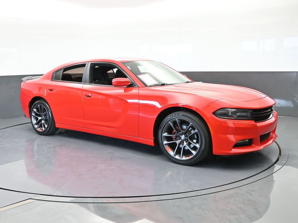 Used 2019 Dodge Charger SXT image 8