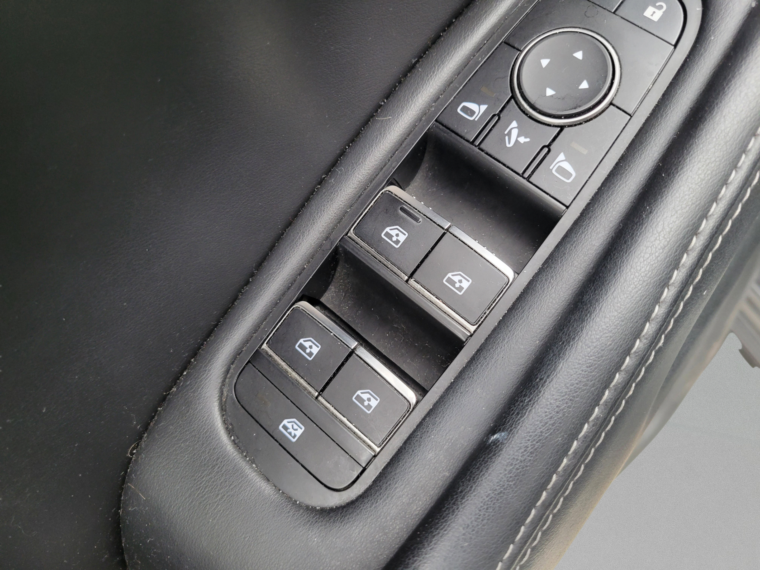 Used 2023 INFINITI QX60 Pure FWD image 12
