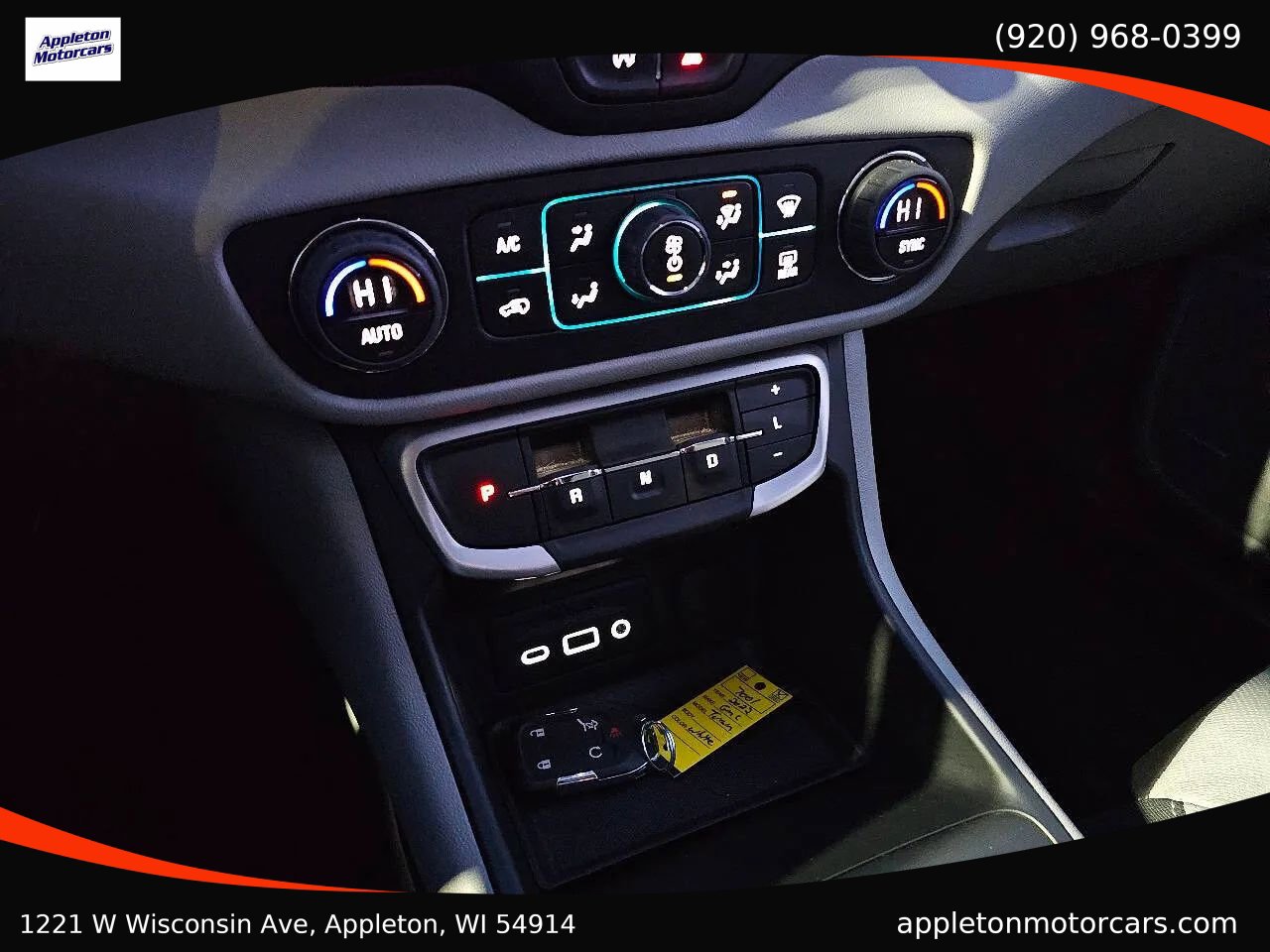 Used 2022 GMC Terrain SLT w/ Infotainment Package II image 19