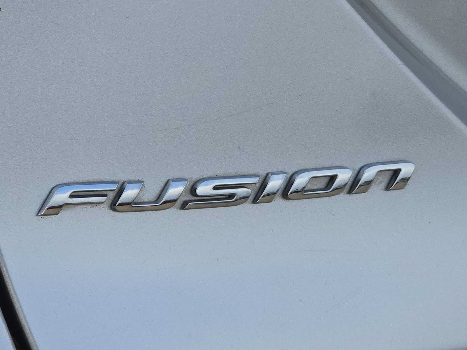 Used 2014 Ford Fusion SE w/ Equipment Group 202A FWD image 20