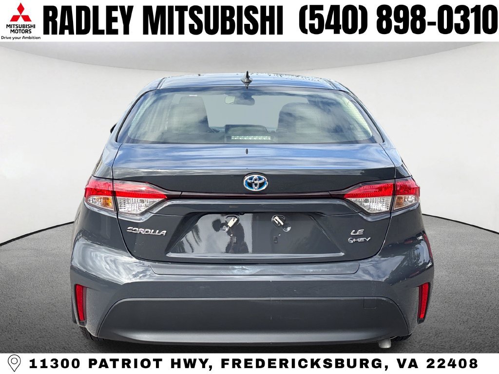 Used 2025 Toyota Corolla LE FWD image 18