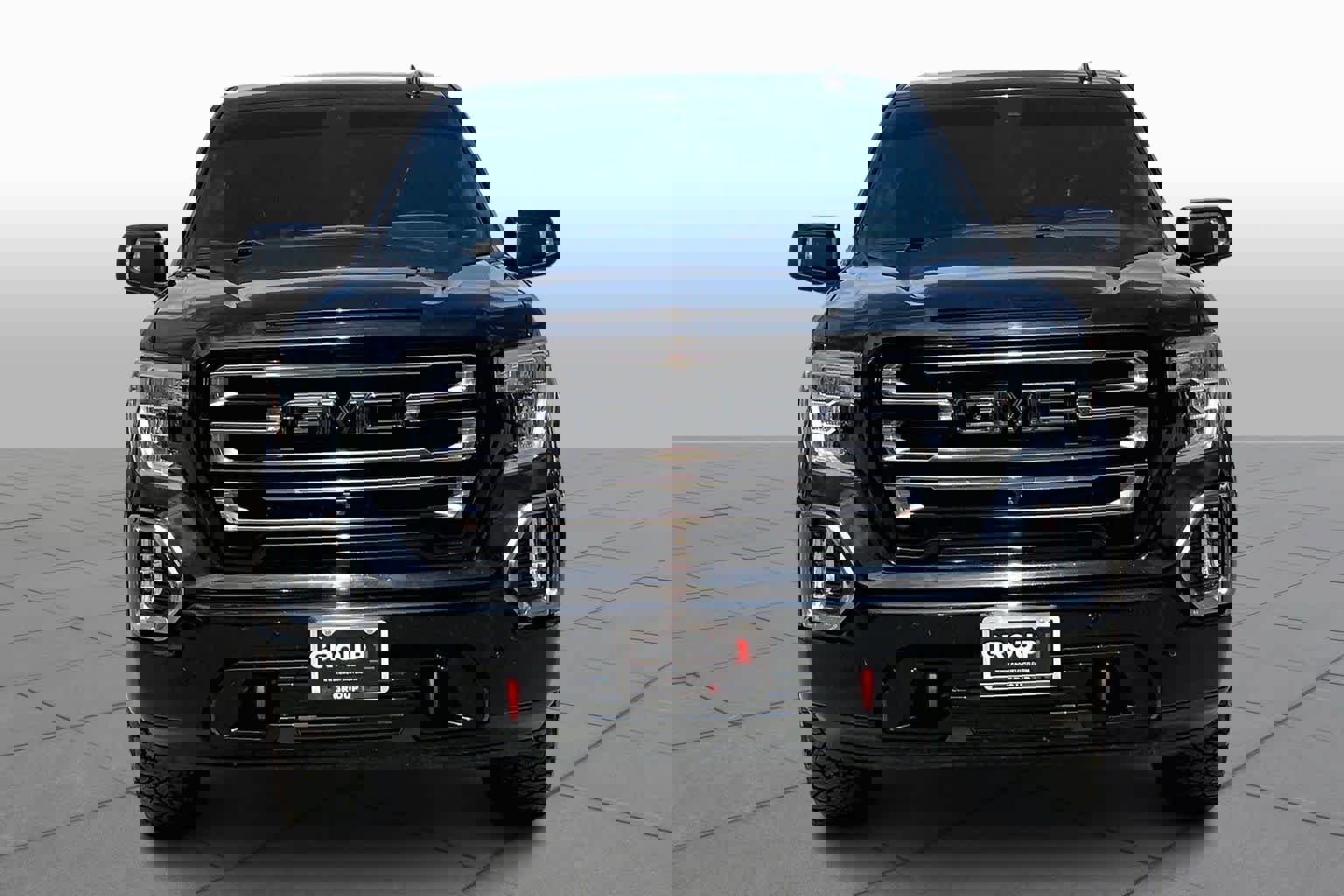 Used 2019 GMC Sierra 1500 AT4 w/ AT4 Premium Package image 4