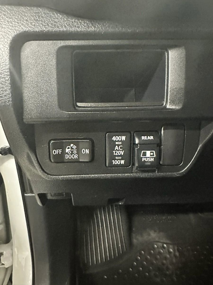 Used 2017 Toyota Tacoma TRD Pro AWD/4WD image 21