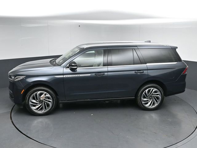 Certified 2025 Lincoln Navigator Reserve AWD/4WD image 52