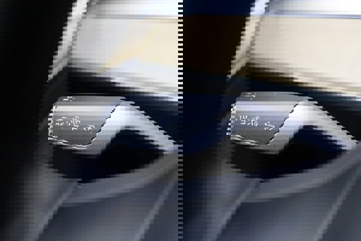 Used 2023 Tesla Model Y Long Range image 43