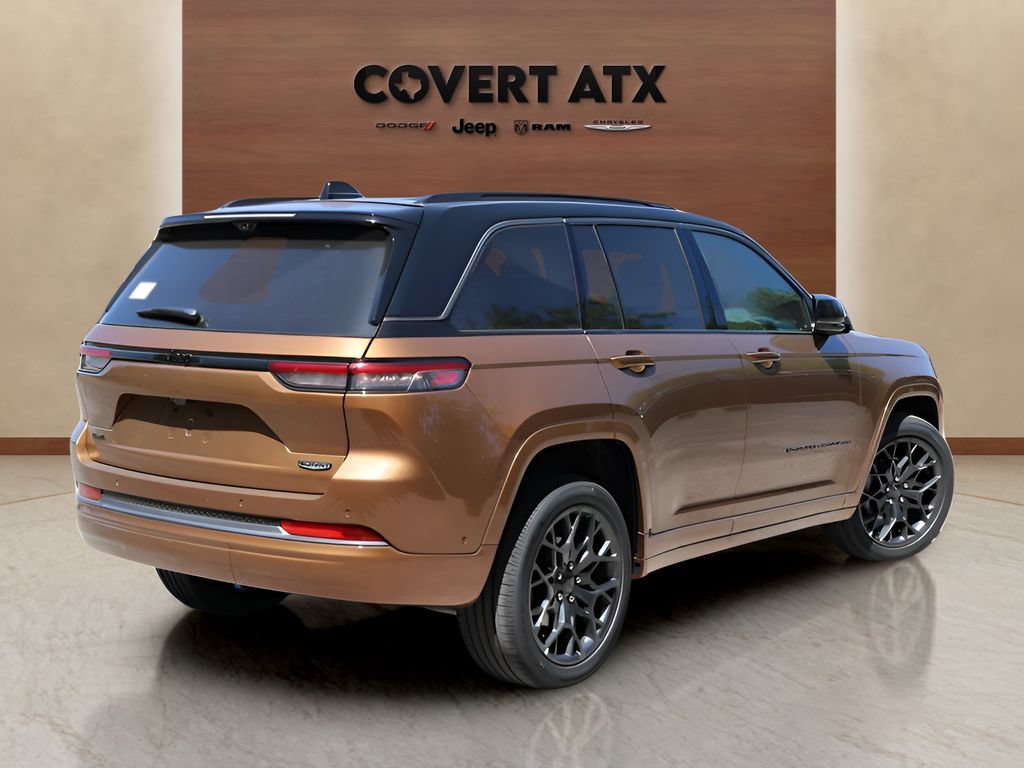 New 2026 Jeep Grand Cherokee Summit w/ Obsidian Package AWD/4WD image 5