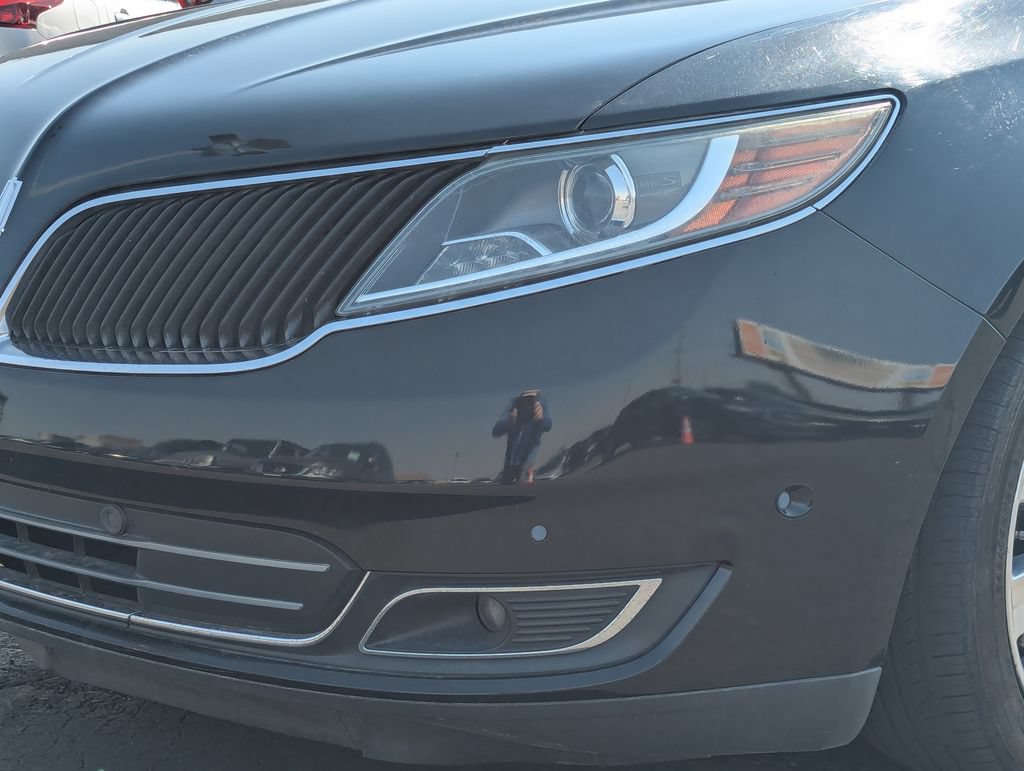 Used 2014 Lincoln MKS AWD w/ Equipment Group 201A image 12